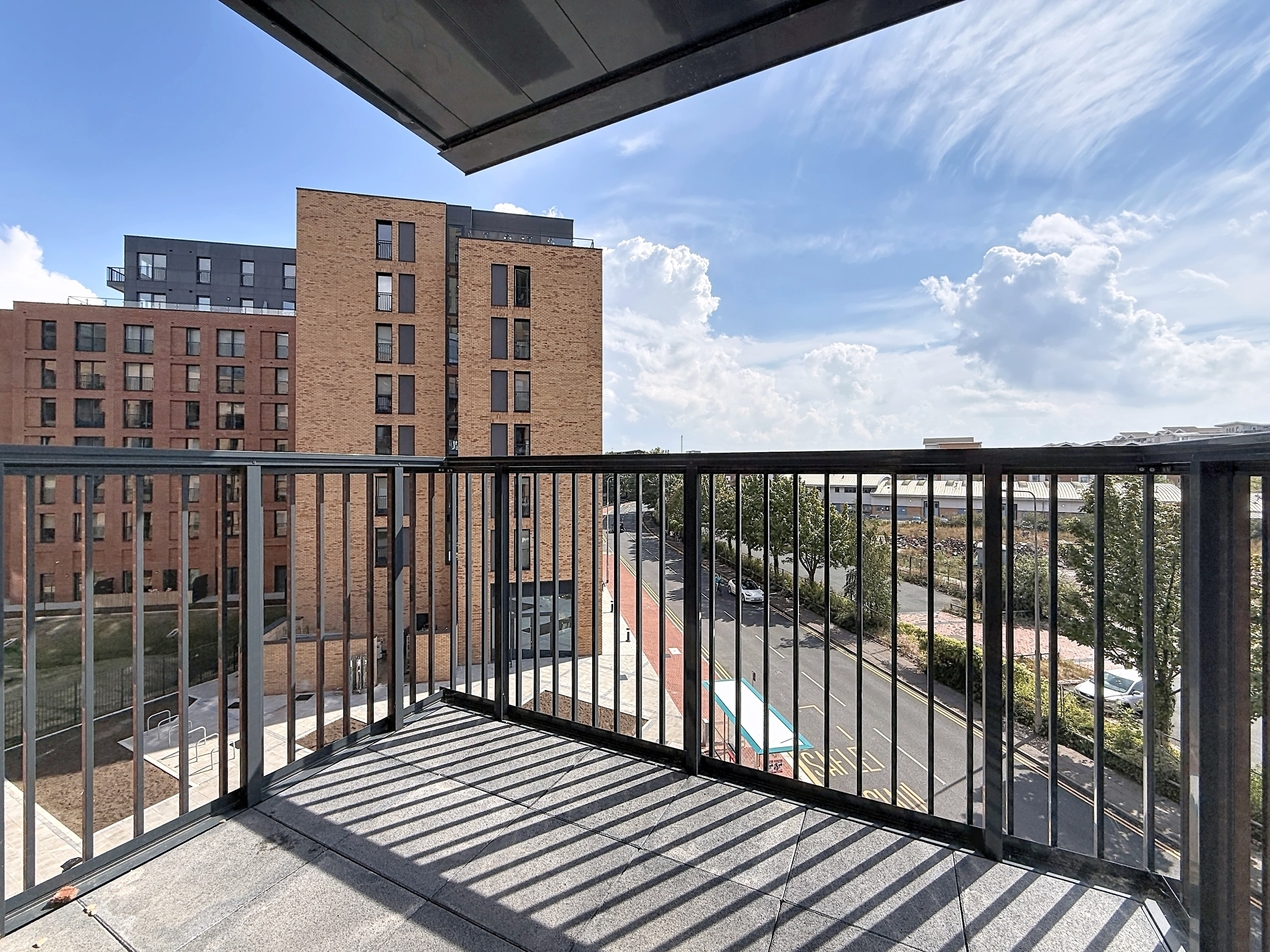 Dumballs Road, Cardiff, CF10, photo 3