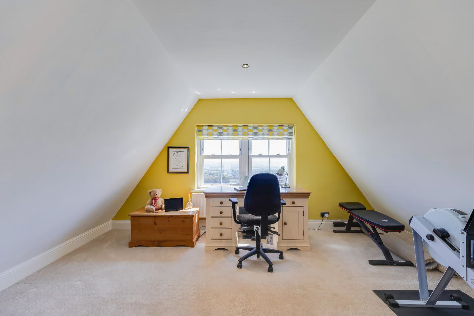 Garth Hill, Pentyrch, CF15, photo 22