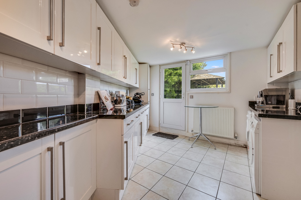 North Drive, Great Baddow, Chelmsford, photo 10