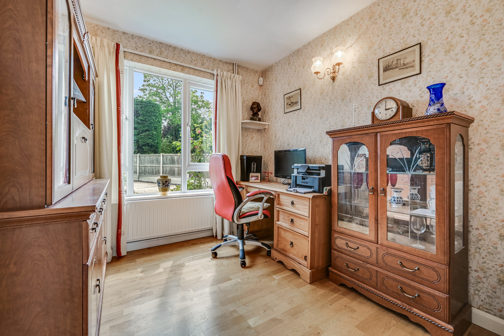 North Drive, Great Baddow, Chelmsford, photo 12