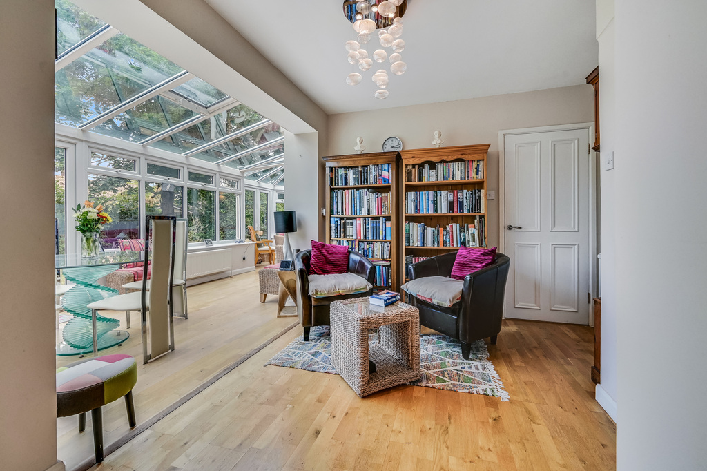 North Drive, Great Baddow, Chelmsford, photo 6