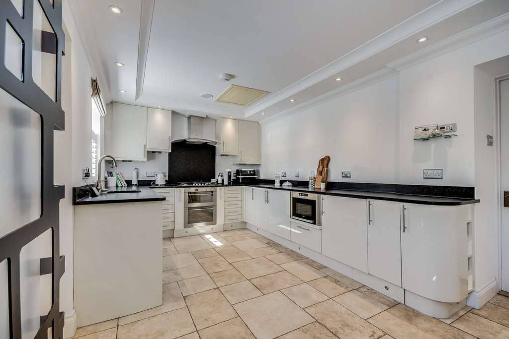 Baddow Court, Great Baddow, Chelmsford, photo 5