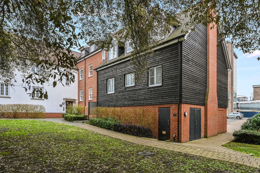 Armstrong Gibbs Court, Great Baddow, Chelmsford, photo 10