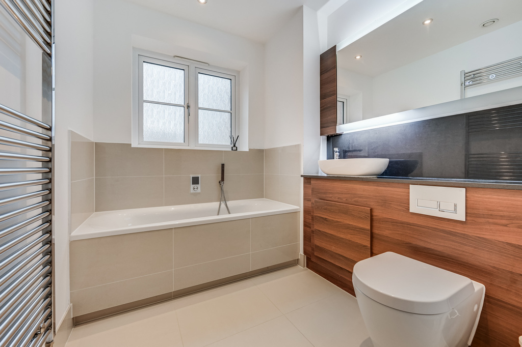 Armstrong Gibbs Court, Great Baddow, Chelmsford, photo 9