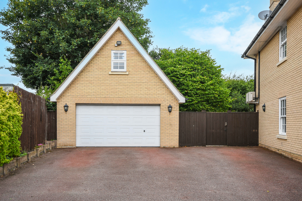 Bristowe Avenue, Great Baddow, Chelmsford, photo 32