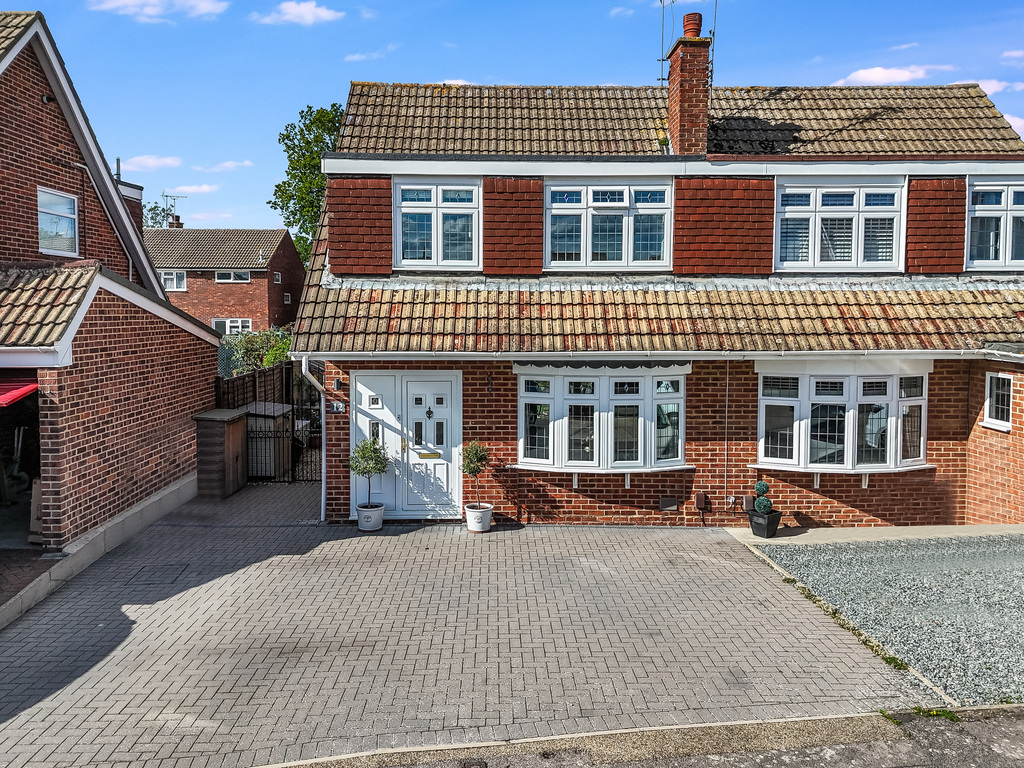 Sharpington Close