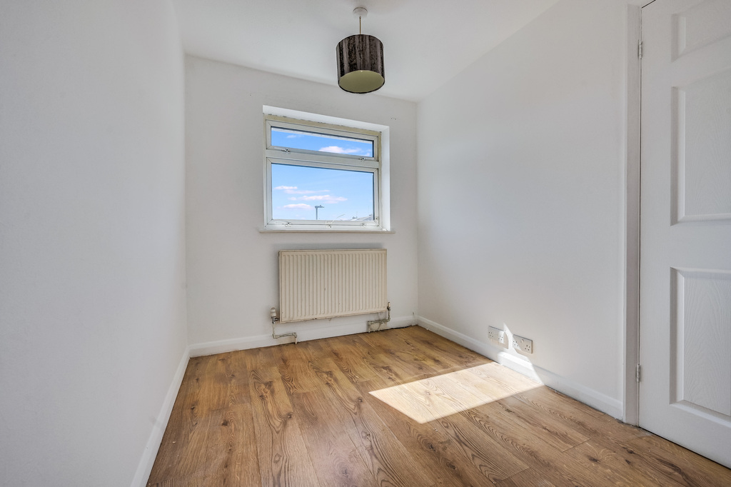 Linnet Drive, Tile Kiln, Chelmsford, photo 8