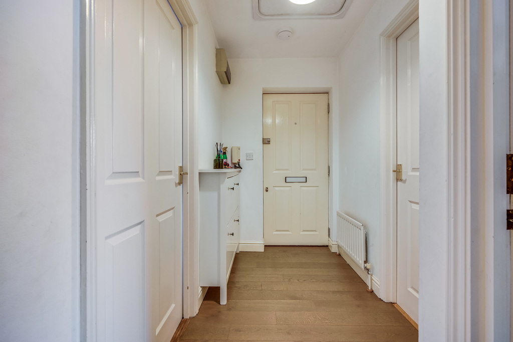 Burnell Gate, Beaulieu Park, Chelmsford, photo 5