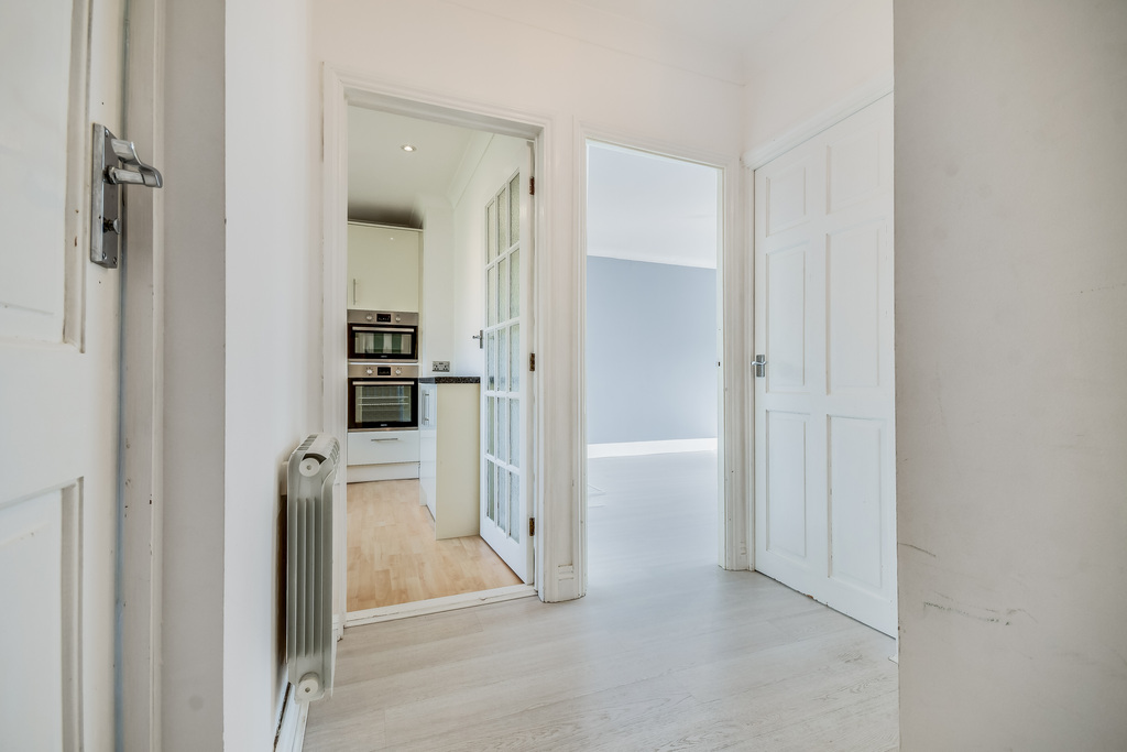 Whittington Road, Hutton, Brentwood, photo 5