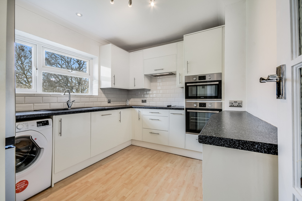 Whittington Road, Hutton, Brentwood, photo 6