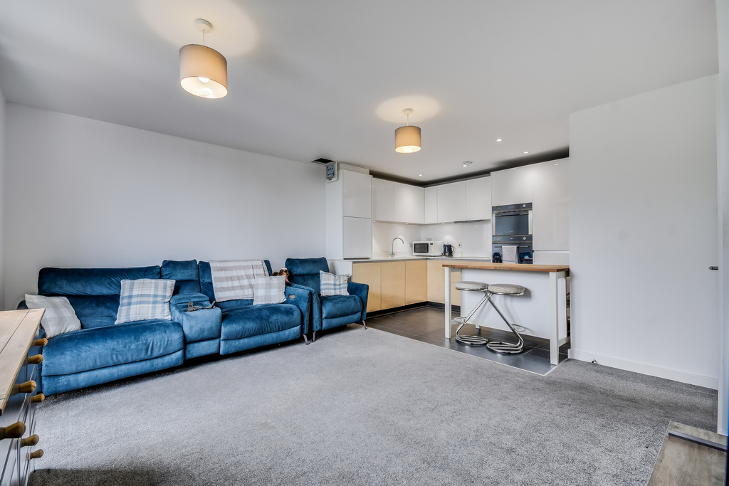 Ashflower Drive, Harold Wood, Romford, photo 2