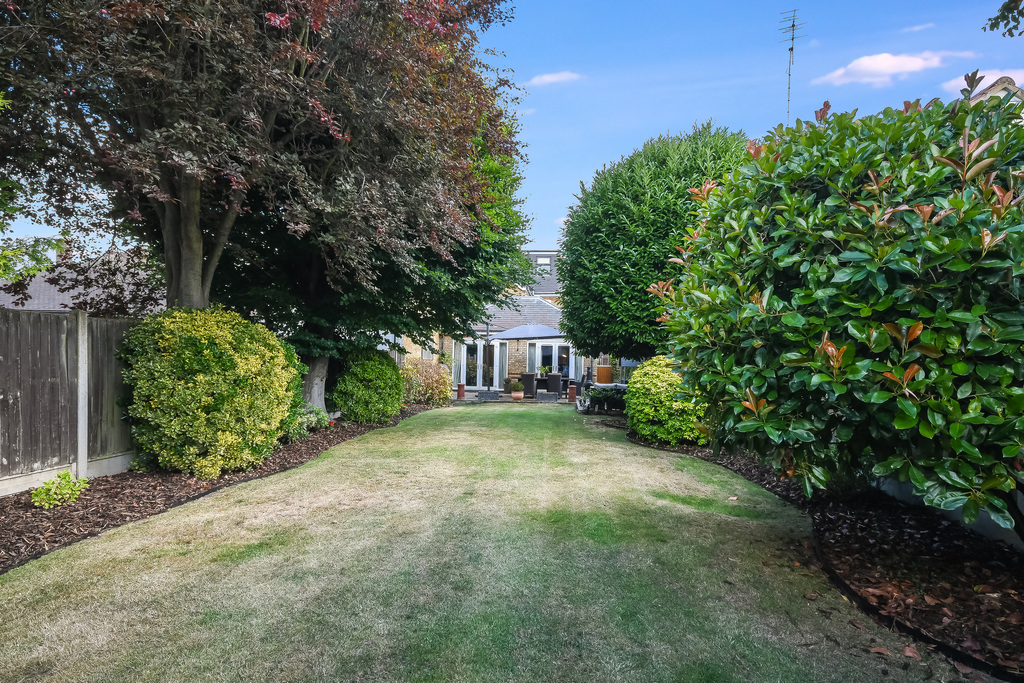 Baddow Road, Great Baddow, Chelmsford, Essex, photo 21