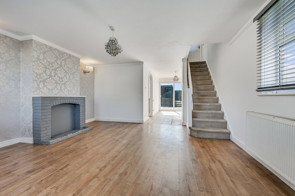 Linnet Drive, Tile Kiln, Chelmsford, photo 3