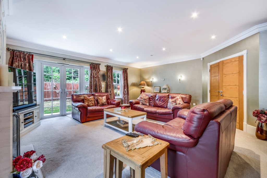 Bristowe Avenue, Great Baddow, Chelmsford