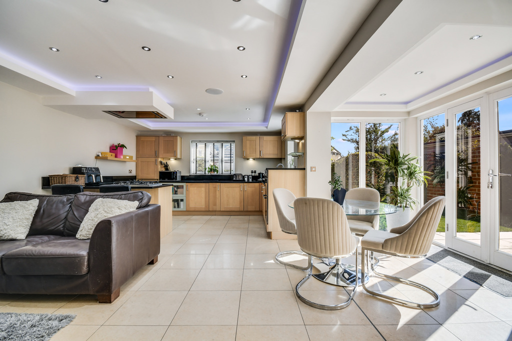 Galleywood Road, Great Baddow, Chelmsford, photo 10