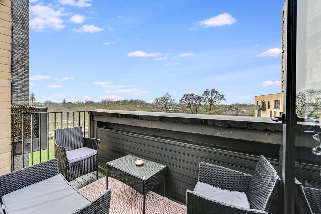 Eccles Court, Burgess Springs, Chelmsford, photo 2