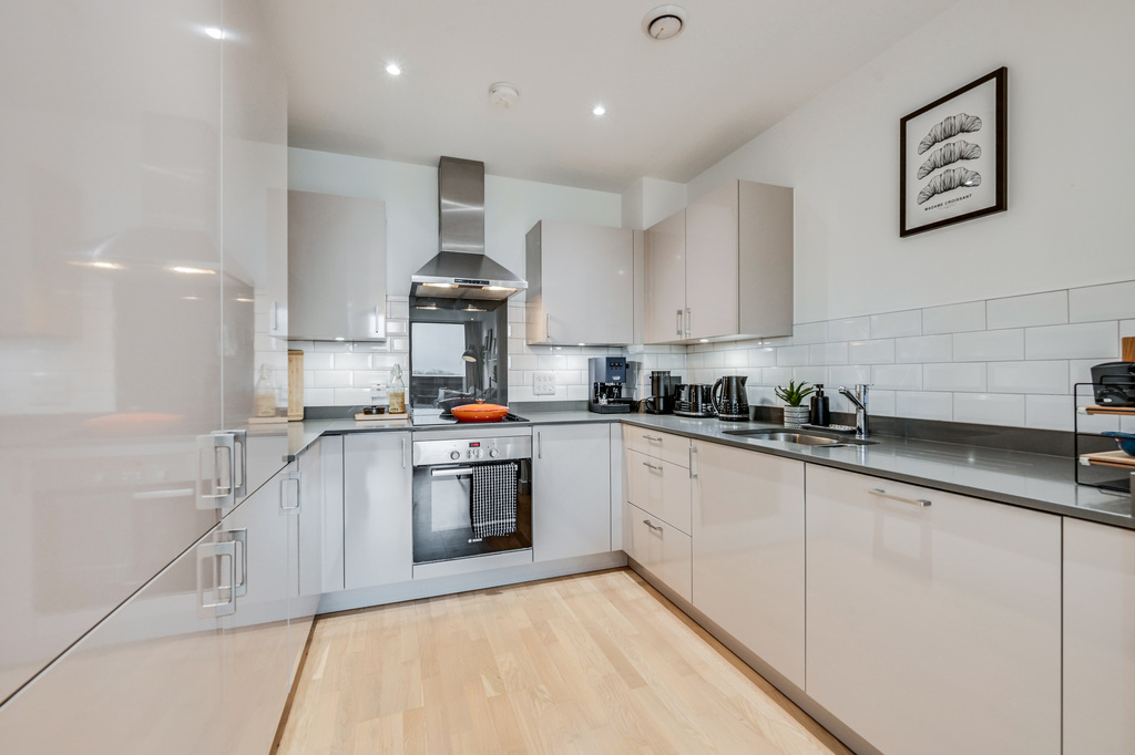 Eccles Court, Burgess Springs, Chelmsford, photo 2