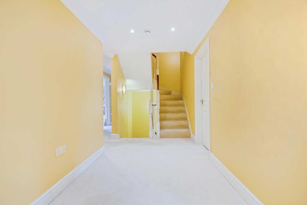 Bristowe Avenue, Great Baddow, Chelmsford, photo 13