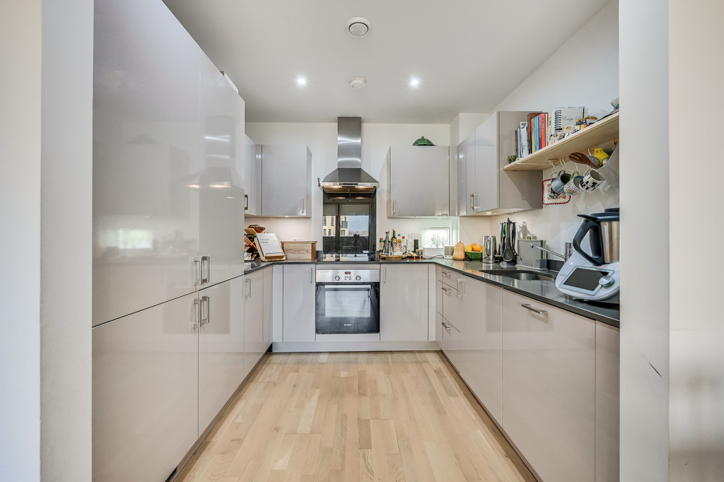 Eccles Court, Burgess Springs, Chelmsford, photo 5