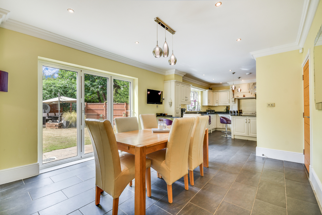 Bristowe Avenue, Great Baddow, Chelmsford, photo 6