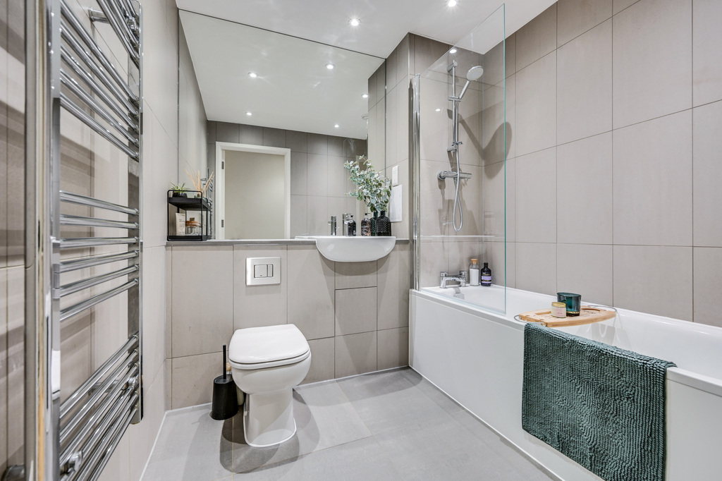 Eccles Court, Burgess Springs, Chelmsford, photo 11