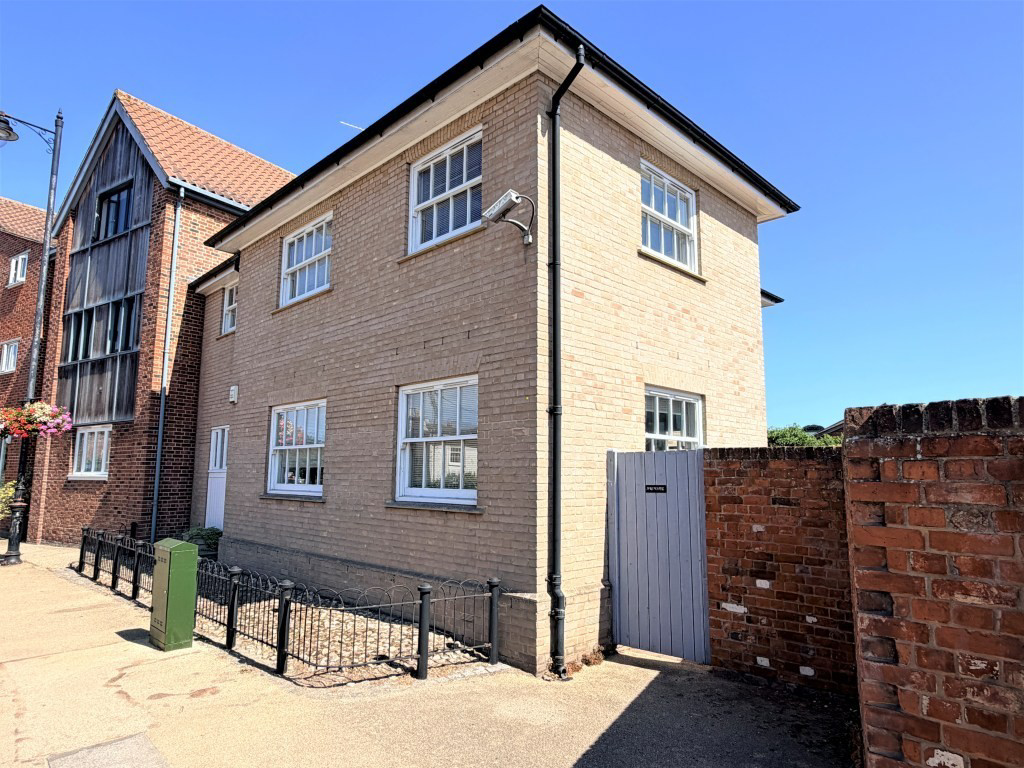 Quayside Place, Woodbridge, Suffolk