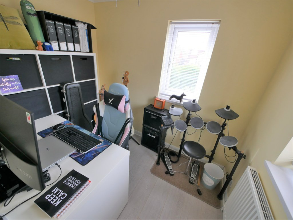 Photo 16