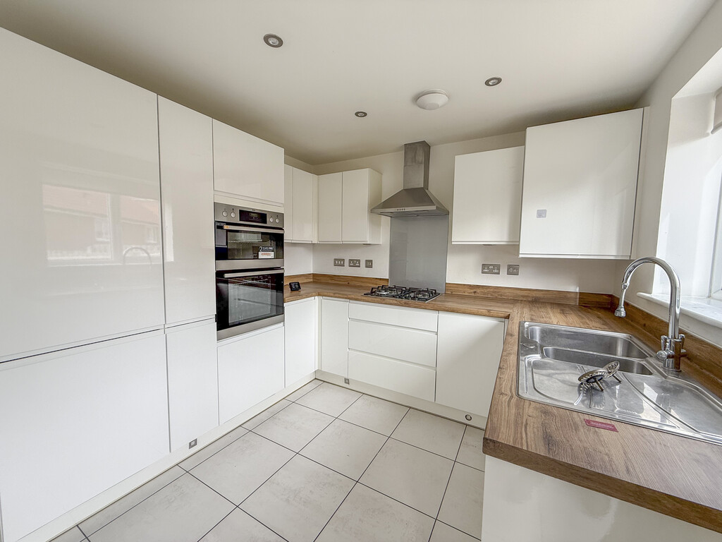 Vale View Road, Sproughton, Ipswich, Suffolk, photo 3