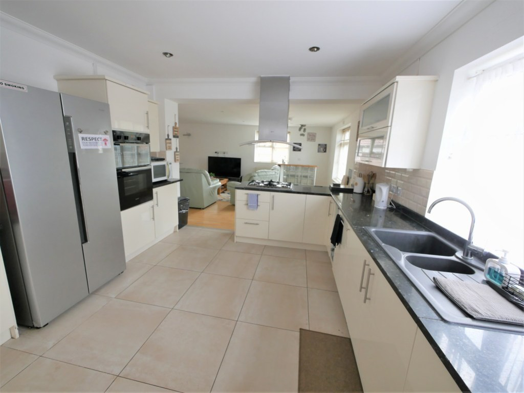 Barham, Ipswich, Suffolk, photo 2