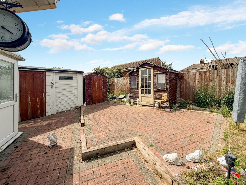 Ballater Close, Ipswich, Suffolk, photo 18
