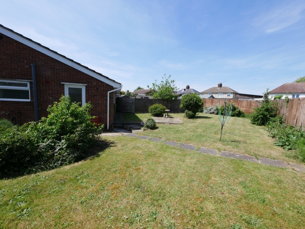 Ballater Close, Ipswich, Suffolk, photo 2