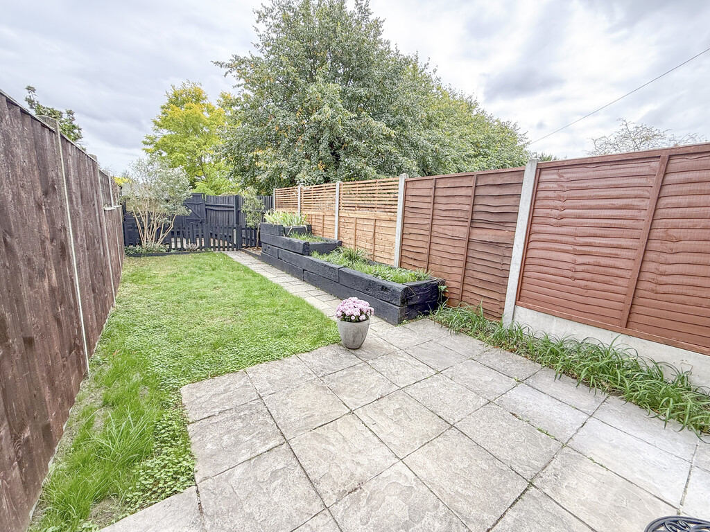 Haslemere Drive, Ipswich, Suffolk, photo 3
