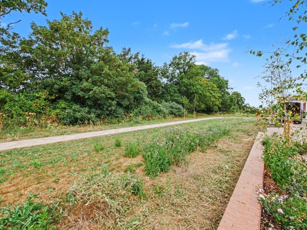 Meadowsweet Drive, Ipswich, Suffolk, IP1, photo 32