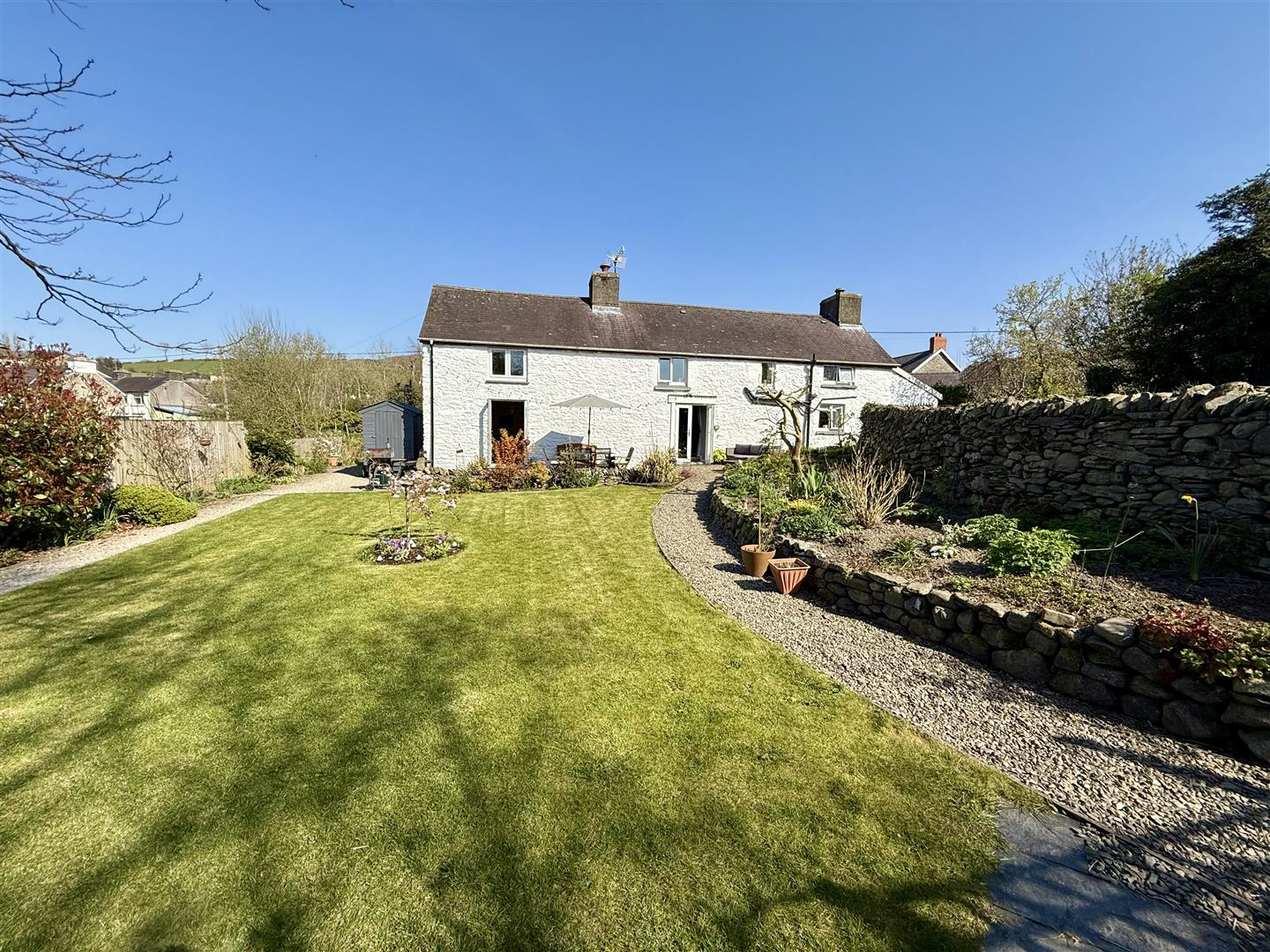 Llanddewi Brefi, Nr. Tregaron