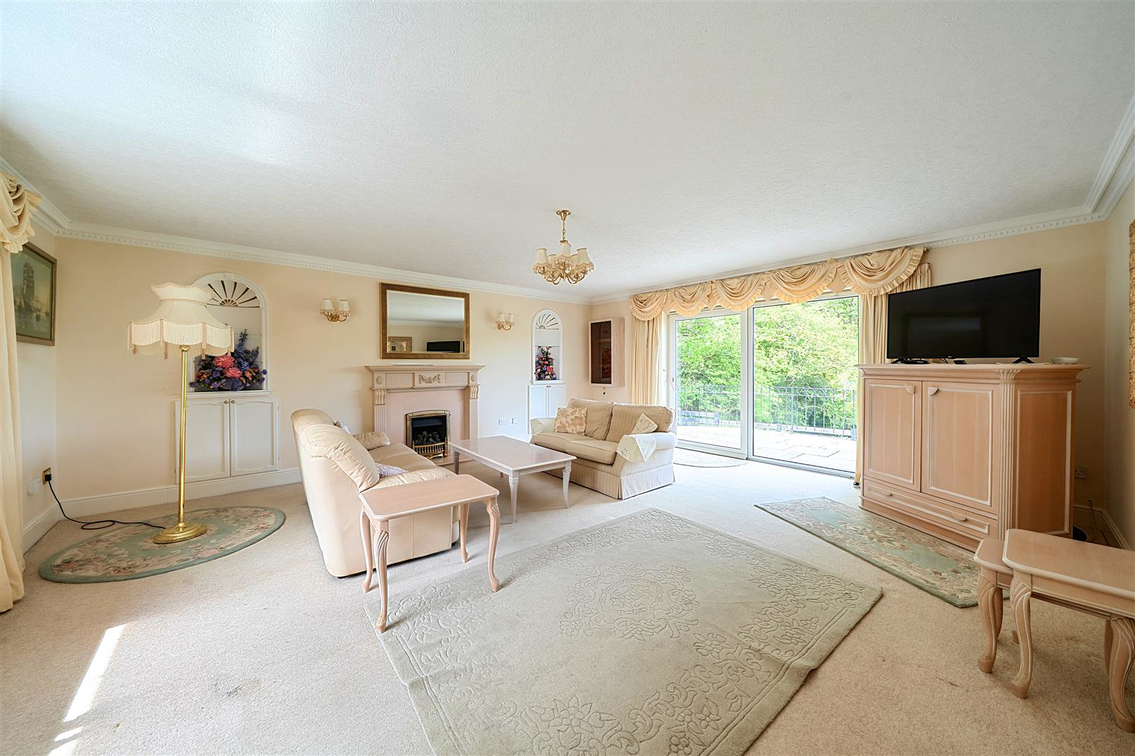 Forest Road, Lampeter, photo 2