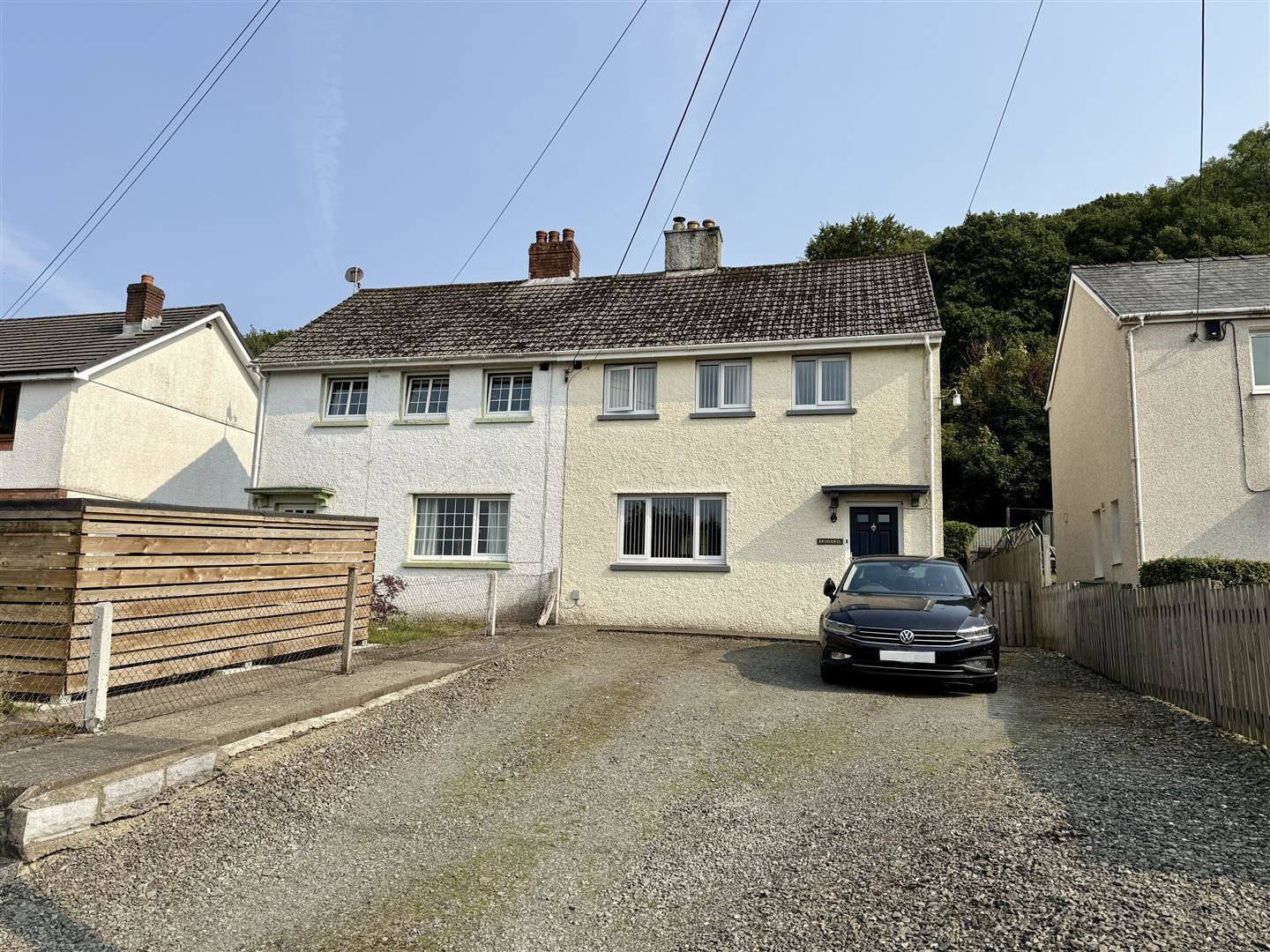 Dan Yr Allt, Cwmann, Lampeter