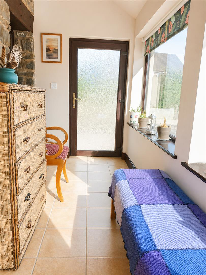 Aeron Court, Talsarn, Lampeter, photo 11