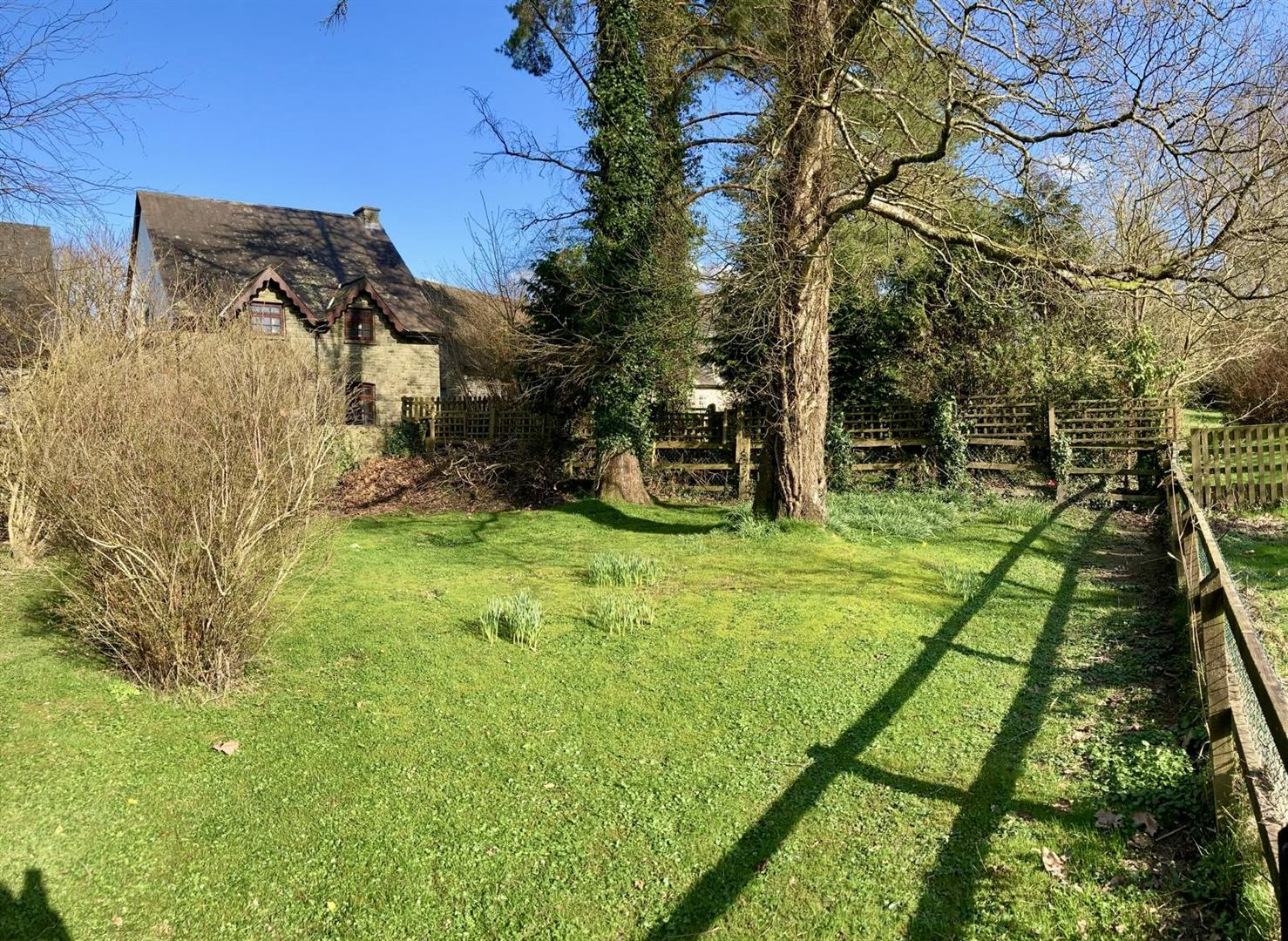 Talley, Llandeilo, photo 23