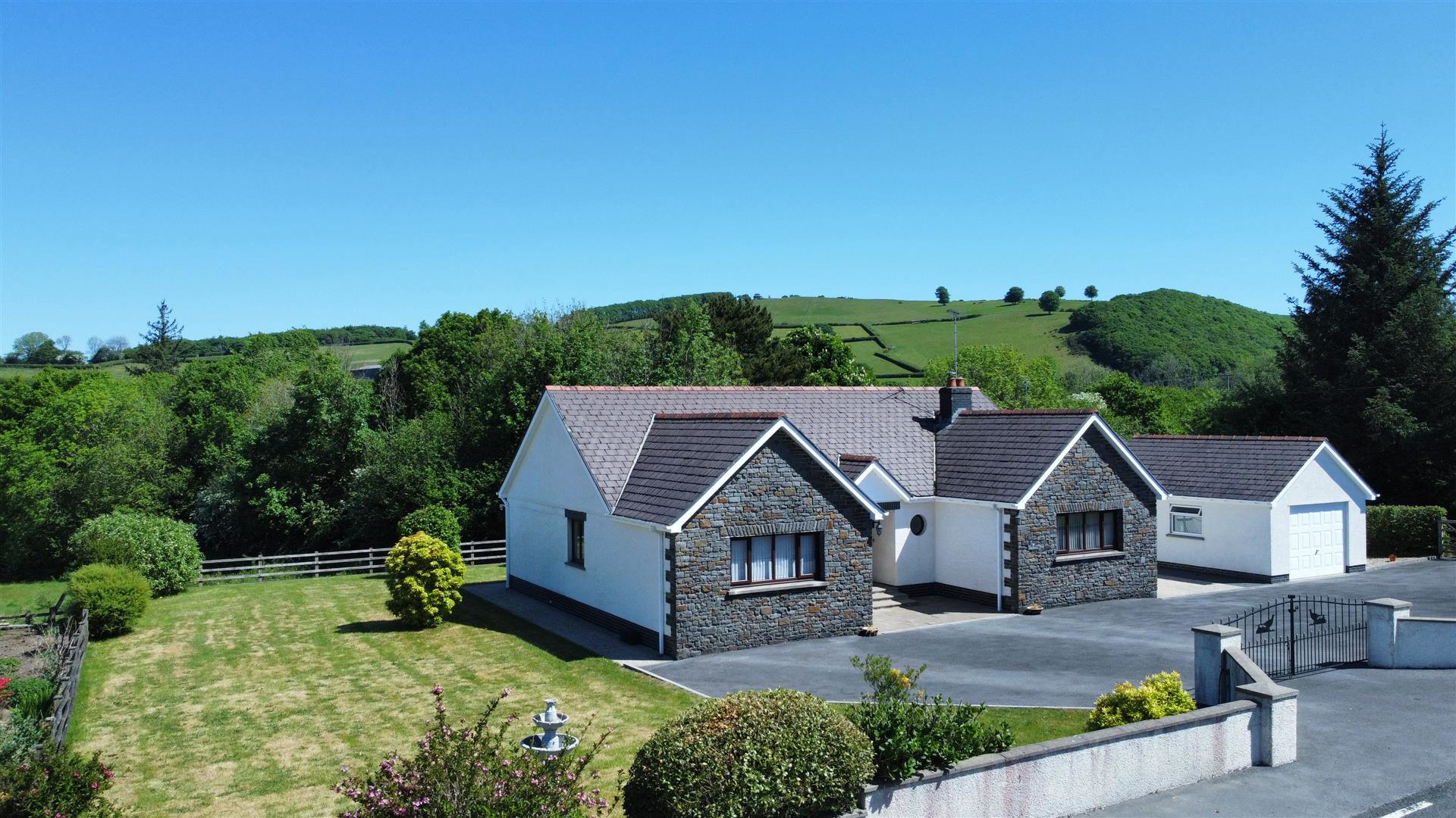 Llanybydder