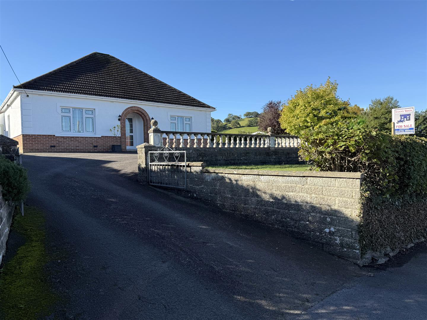 Llanybydder, photo 19