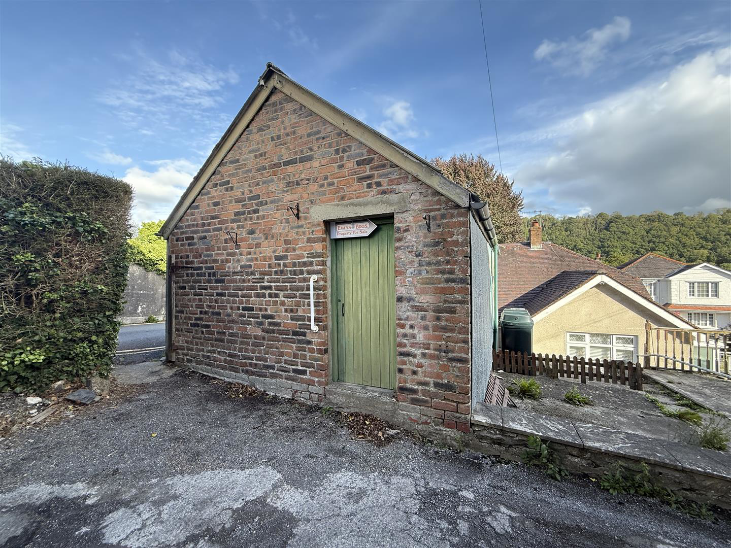 Wind Street, Llandysul, photo 16