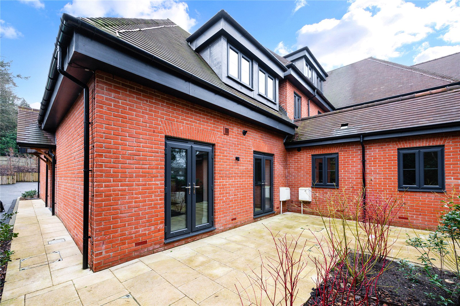 Green Hedges, Westerham Road, Oxted, Surrey, RH8, photo 11