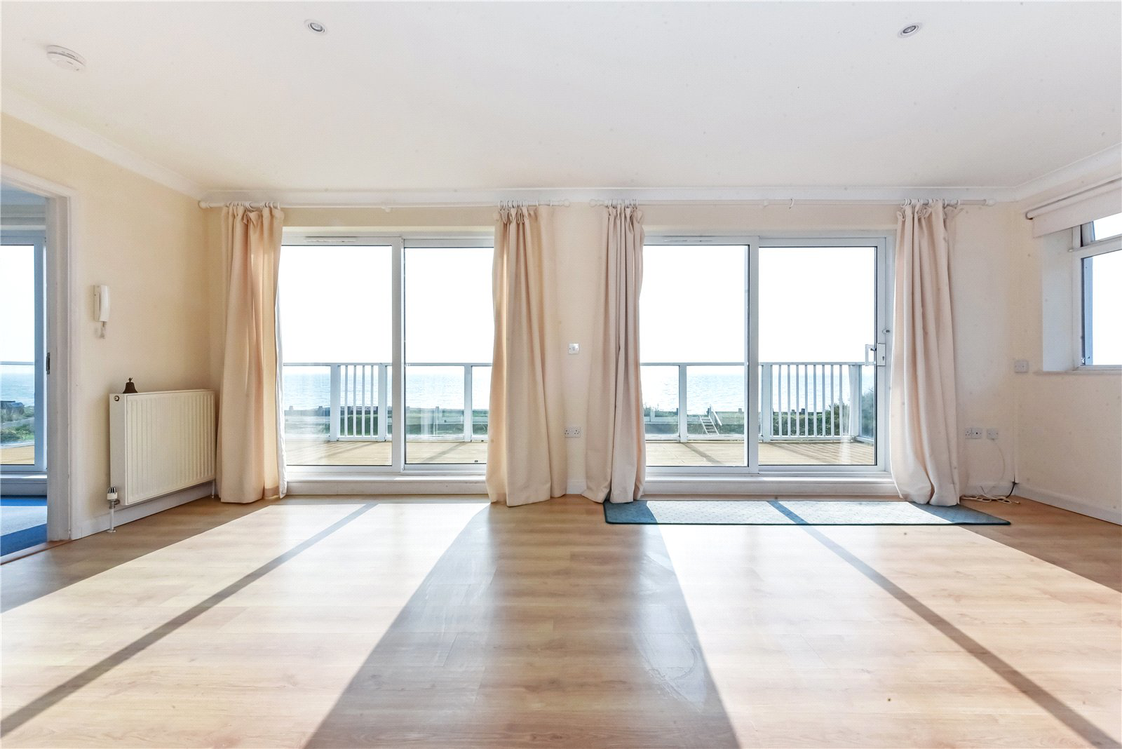 East Beach Road, Selsey, Chichester, West Sussex, PO20, photo 9