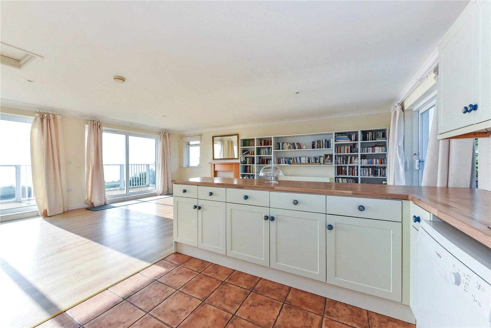East Beach Road, Selsey, Chichester, West Sussex, PO20, photo 6