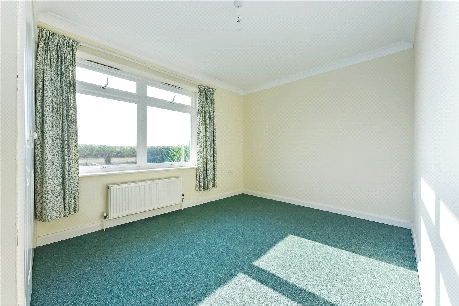 East Beach Road, Selsey, Chichester, West Sussex, PO20, photo 14