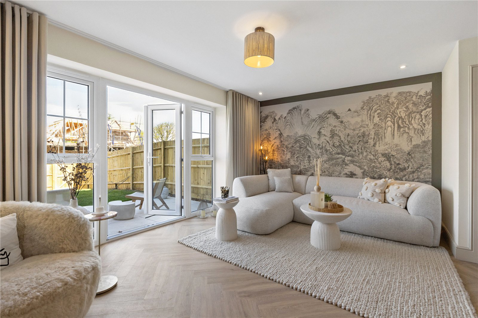 Highfields, Leatherhead Road, Bookham, Surrey, KT23, photo 2