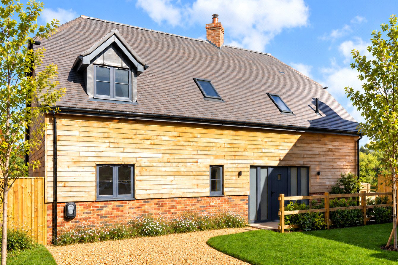 Catts Farm, Newbury Road, Headley, Hampshire, RG19, photo 2