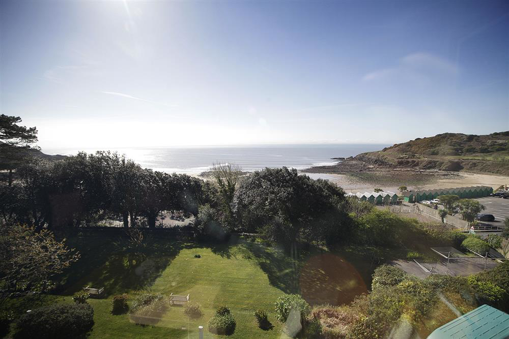 Langland Bay Manor, Langland, Swansea, SA3 4QH, photo 3