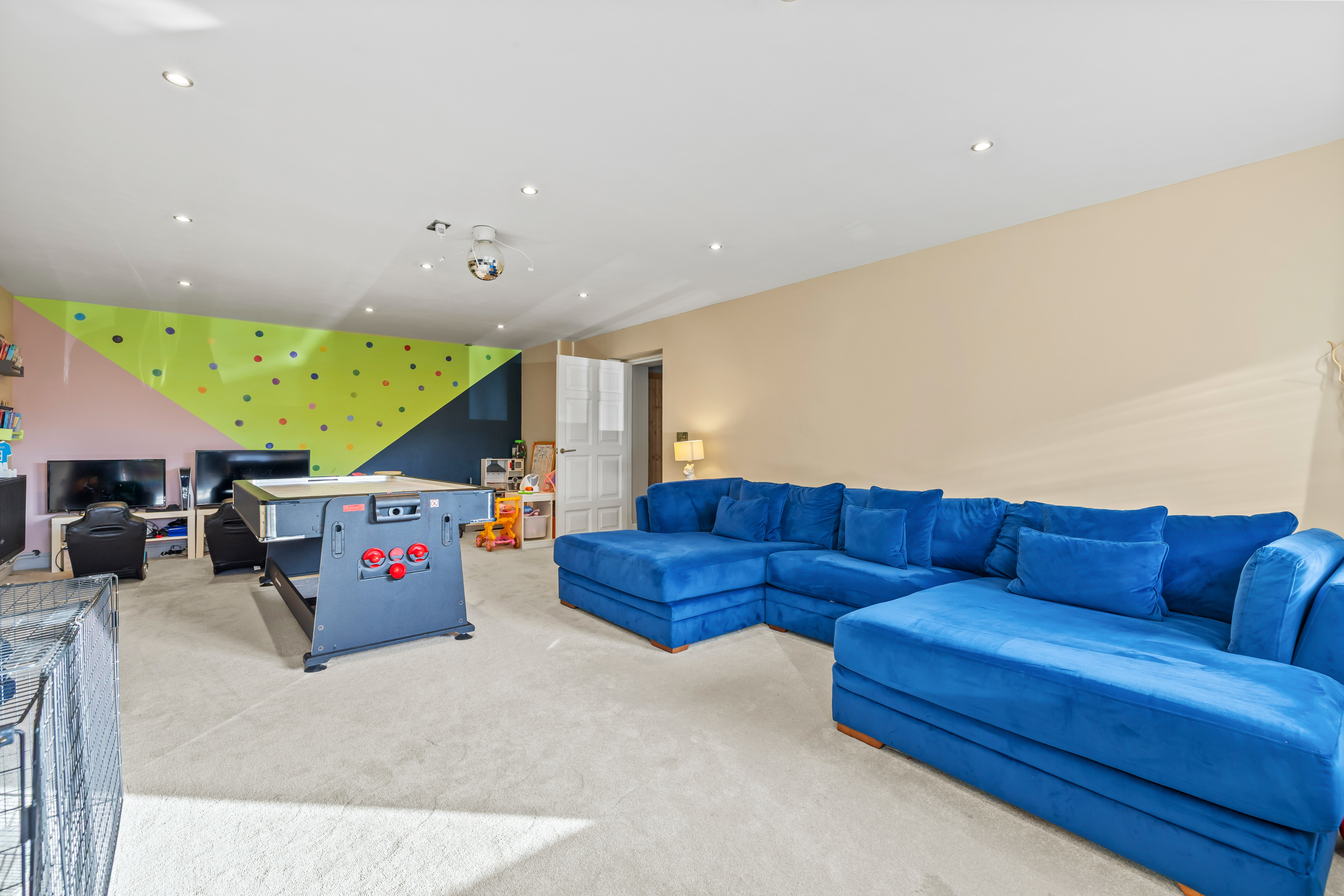 Whitestone Close, Mayals, Swansea, SA3 5HH, photo 10