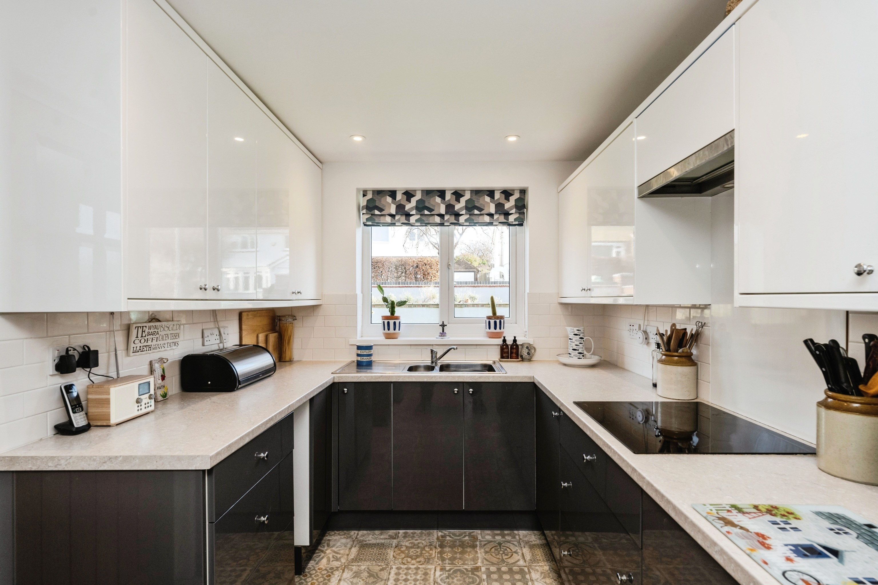 Gwerneinon Road, Sketty, Swansea, SA2 8EN, photo 5